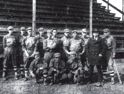 Chinese Travelers 1914